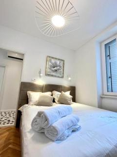 Old Town Ciceron Luxury Apartment - 7
