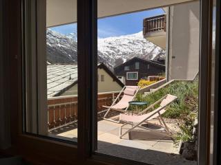 Sunny apartment in the heart of Saas-Fee - 2