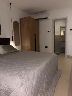 belrose place - 8