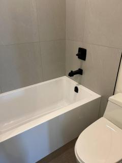 Two Bed Room One Bathroom Secondary Suit - 5