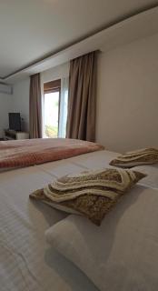 Lux studio - Vrh Đevojka - 1