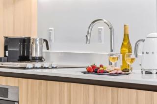 Luxury Miami Studio w Rooftop Pool & Free Parking - 4