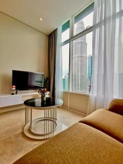 Sky Suites KLCC By Luxury Elegant Family Stay - 0