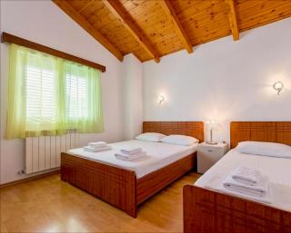 Countryside Villa - 8