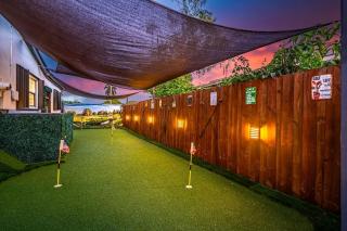 Bamboo Bliss 4BR 4BA Private Home with Heated Pool Pizza Oven and Putting Green - 7