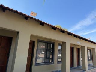 Northam Square Mine Contractor Accommodation - 8