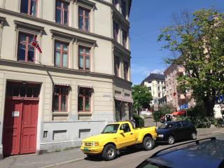 Large, excellent apartment, central location - 8