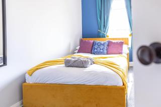 Castleford Stay, Families & Work Trips at Liquorice Lodge - 1
