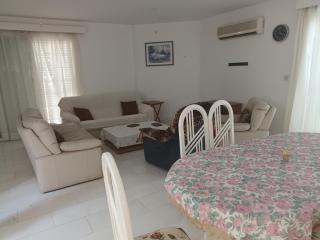 Room in amazing villa in tourist area near beach - 5