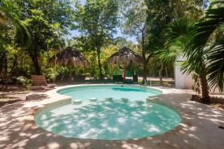 Explore Modern Villa - Gated - Peaceful - Pool - 8
