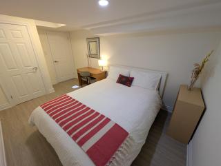 Cozy 2-Bedroom Basement Unit In Toronto - 5