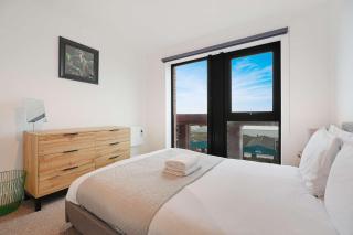 Modern 1 Bed Apartment Near Liverpool City Centre - 4