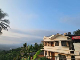 Hillview Holidays - 0