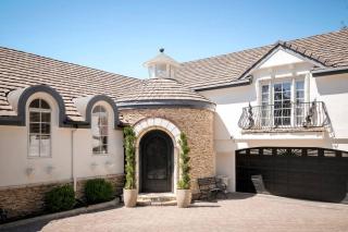 NEW Gated Estate with Pool, Gym and Wellness Suite - 3