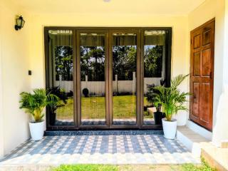 ROYALTY GLOBAL HOMESTAY - 5