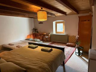 Dharma Farm Retreat - Mijoux - 1