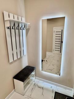 Four Seasons Apartments - 4