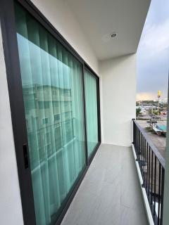 2 Bed & 2 Bath Suite, 4th floor - 1