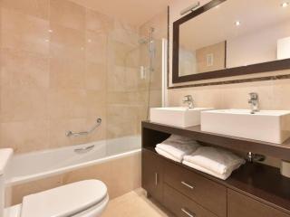 Apartamento con vistas al mar y parking incluido - 7