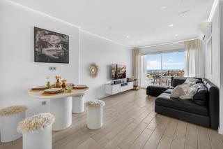 OCEAN GARDEN Sunset & Sunrise - heated pool - AC - lounge zone - 1