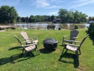 2 bedroom GetawayLake St Claire, Canadakayak - 8