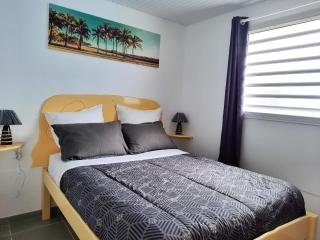 Bungalow Balisier à 50 m de la plage - piscine partagée - 8
