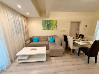 Villa Elvira - 8