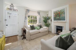 Christmas Cottage - 6