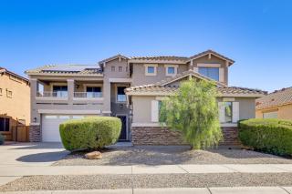 Spacious Surprise Home: Private Yard + Patio - 9