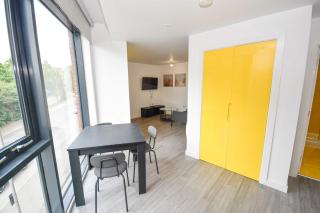Bright & Contemporary Studio in Sheffield w WiFi - 0