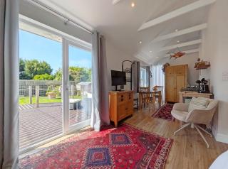 Slipper Pond Cabin - Emsworth - 6