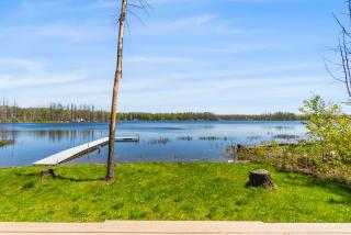 All-Sports Lake Cabin w Private Dock Fire Pit - 1