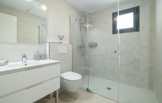 Coastal Comfort in Estepona 3 Bedroom Apartment - 3