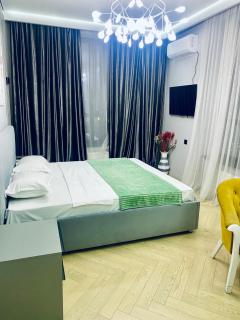 AMIR Apartments 4 ком. - 7