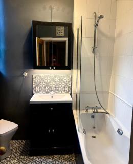 Morningside two-bedroom period Victorian flat - 6