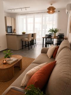 Stylish 2 BR APT with Hot Tub and Terrace - Central Sliema - 8