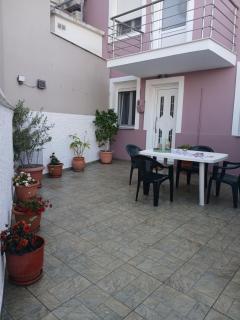 Toula's House - 8
