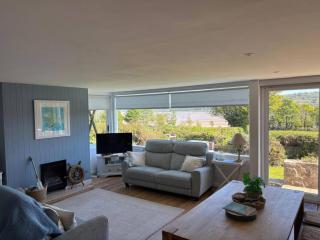 Red Wharf Retreat - 9