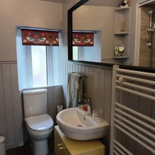 Snowdrop Cottage - 3