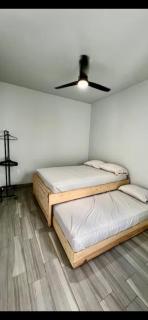 Residencia de lujo para 20 personas con alberca, climatizada privada, y terraza - 1