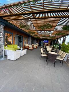 Luxury 2BR Apartment in Kilimani with Rooftop Restaurant and Bar - 7