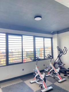 Luxury 2BR Apartment in Kilimani with Rooftop Restaurant and Bar - 6