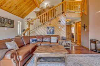 Tranquil Ruidoso Cabin w/ Private Hot Tub! - 3