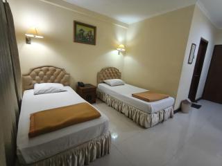 Hotel O near Tawangmangu Wonder Park formerly Komajaya Komaratih - 1
