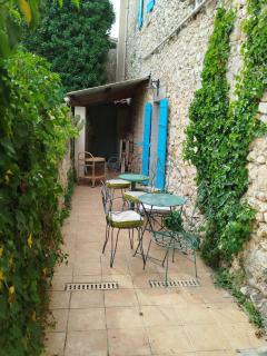 Bastide - 1