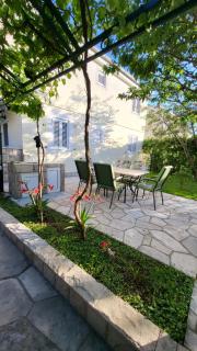 Villa Sonja Apartment & Garden - 3