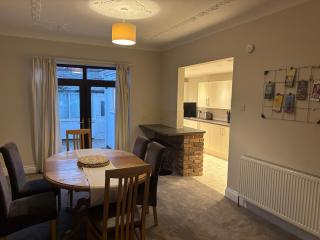Pleasure Beach House - 5
