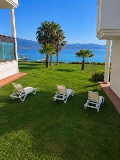 Beachfront Duplex 3-BR in Pelitköy, Beach Access - 8
