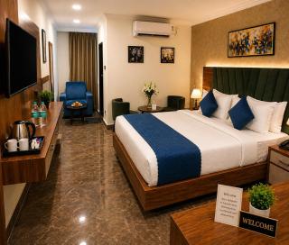 IndiGo Line Hotel- Banjara Hills X Road- Beside Paradise Biryani Restaurant - 4