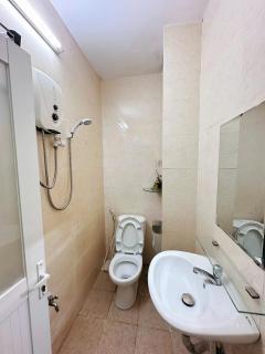 Louise Hostel - 1